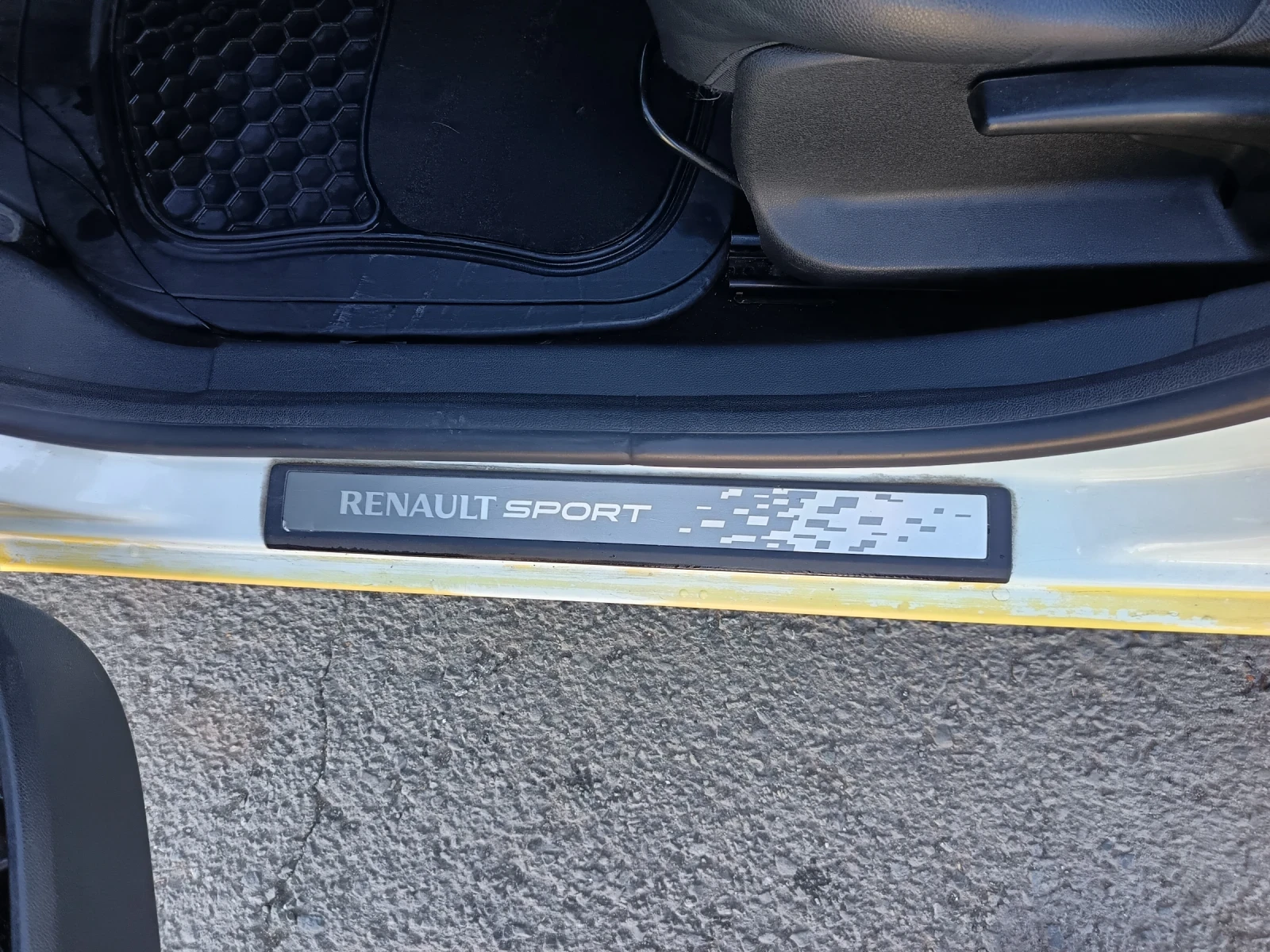 Renault Megane  - изображение 10