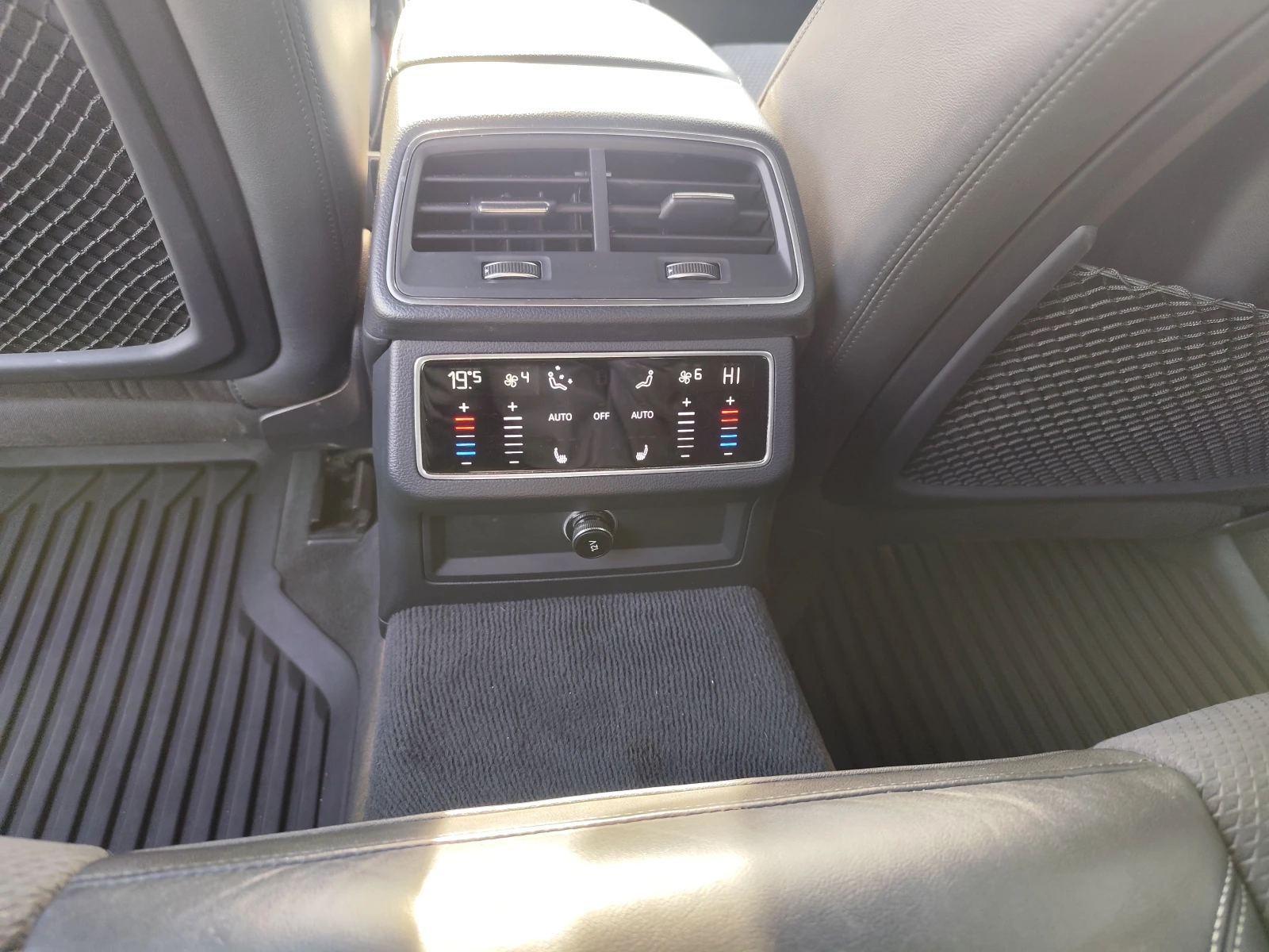 Audi A7 55TFSi* 30i S-Line* 4X4* АВТОМАТИК* NAVI* , снимка 11 - Автомобили и джипове - 53690364