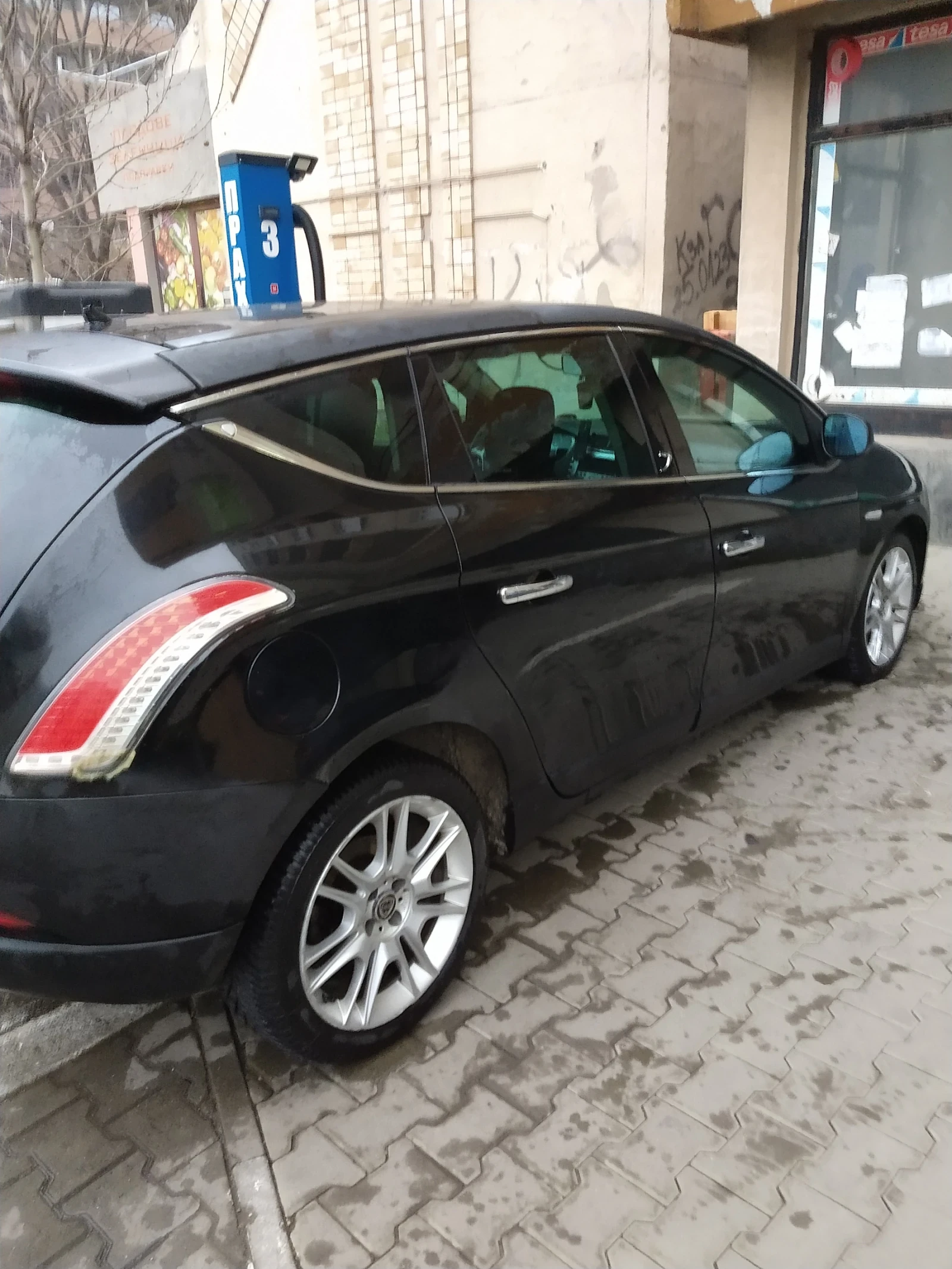 Lancia Delta 1.9 biturbo, снимка 5 - Автомобили и джипове - 54339921