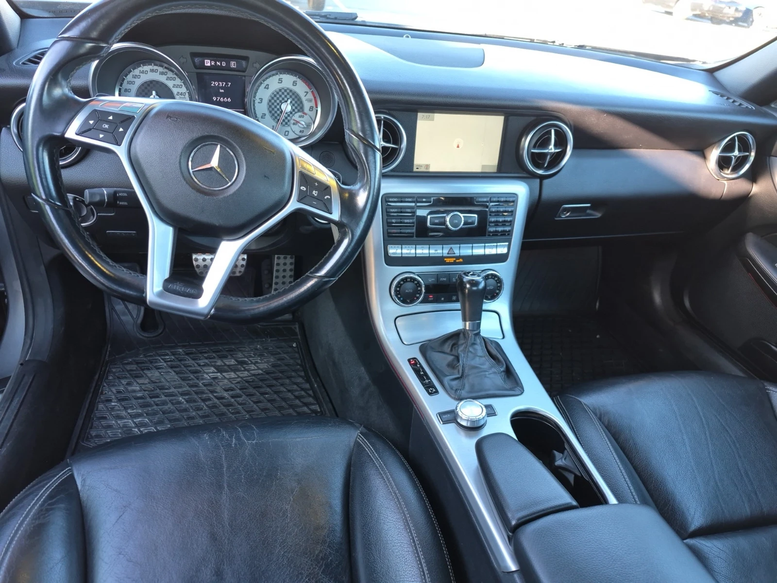 Mercedes-Benz SLK * * CARFAX * * АВТО КРЕДИТ * * , снимка 5 - Автомобили и джипове - 54002029