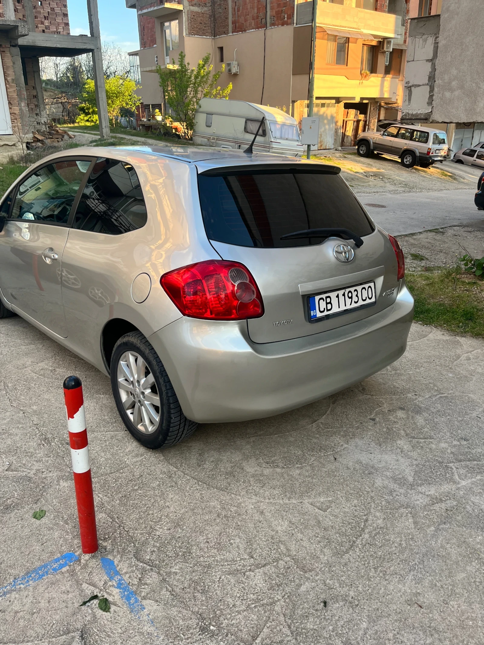 Toyota Auris 2.0, снимка 3 - Автомобили и джипове - 54127611