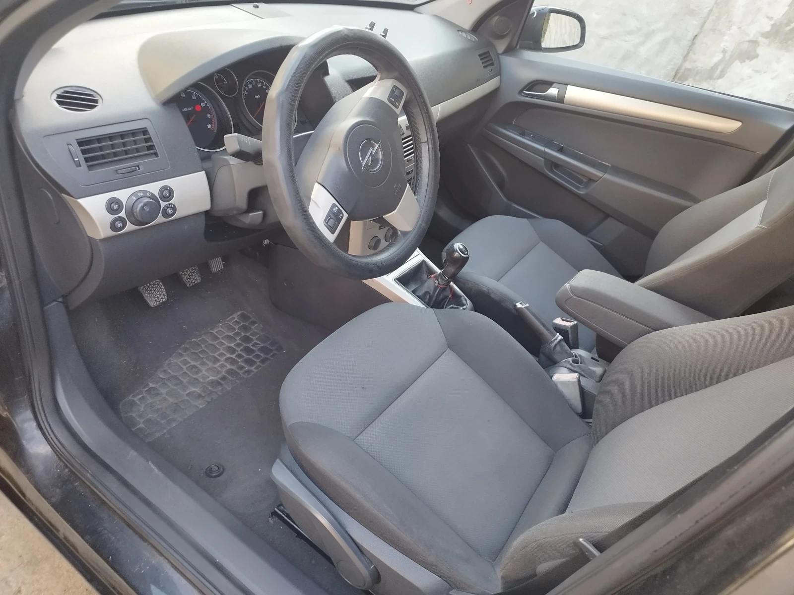 Opel Astra, снимка 5 - Автомобили и джипове - 54818659