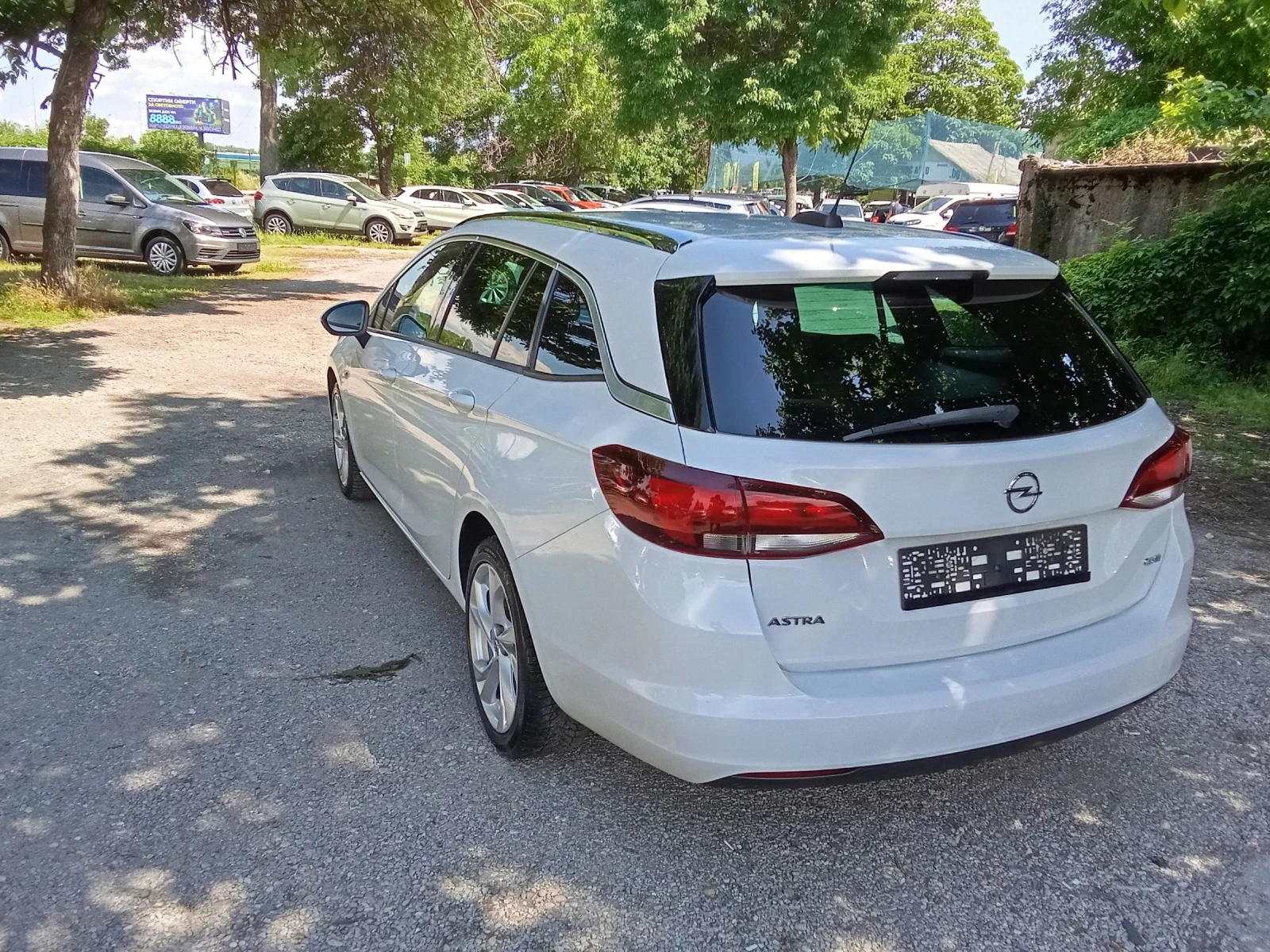 Opel Astra 1.6 CDTI, снимка 3 - Автомобили и джипове - 54856548