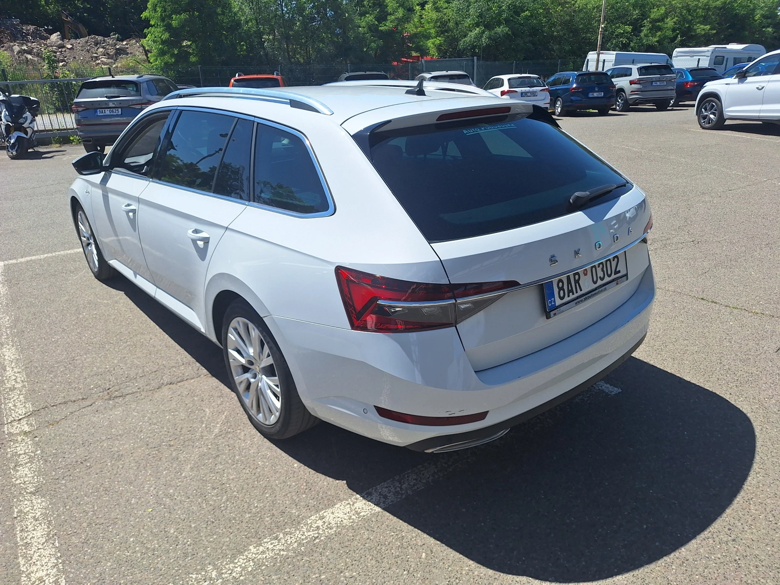 Skoda Superb 2.0 TDI/ 4x4/ L&K/ Combi/ DSG/ Очакван !, снимка 5 - Автомобили и джипове - 55070277