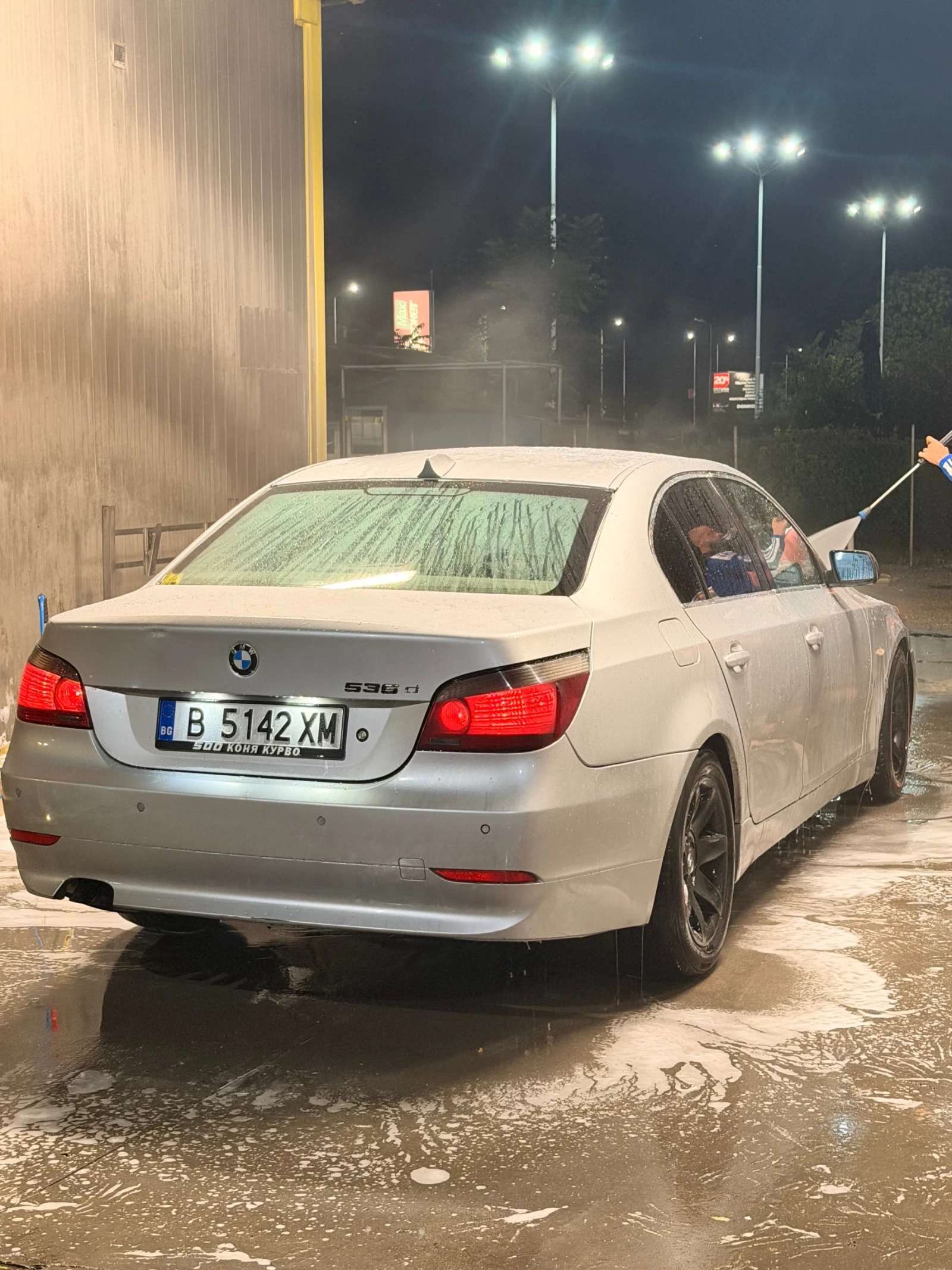 BMW 530, снимка 4 - Автомобили и джипове - 55315930