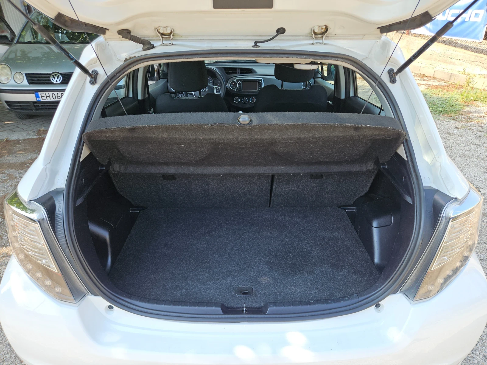 Toyota Yaris 1.4-d4d----navi, снимка 9 - Автомобили и джипове - 55831615