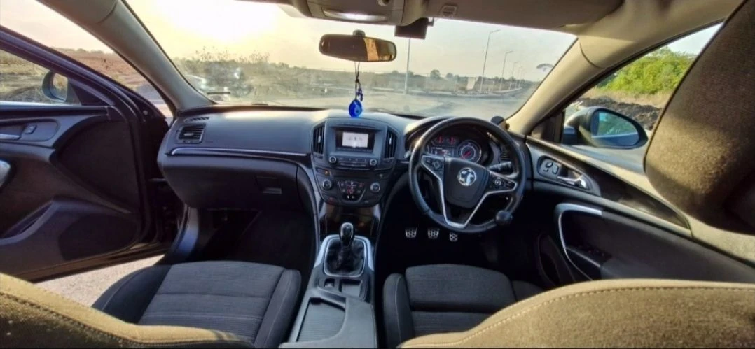 Opel Insignia 2.0 ecoflex, снимка 10 - Автомобили и джипове - 56108512