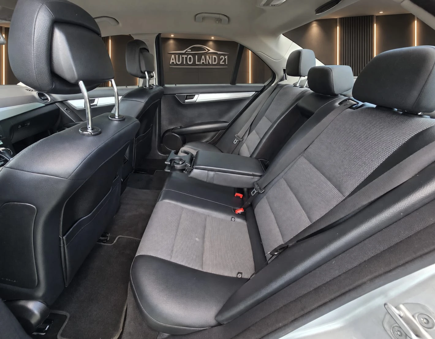 Mercedes-Benz C 250 2.2cdi* 204кс* 4Matic* 225000км, снимка 9 - Автомобили и джипове - 56040360