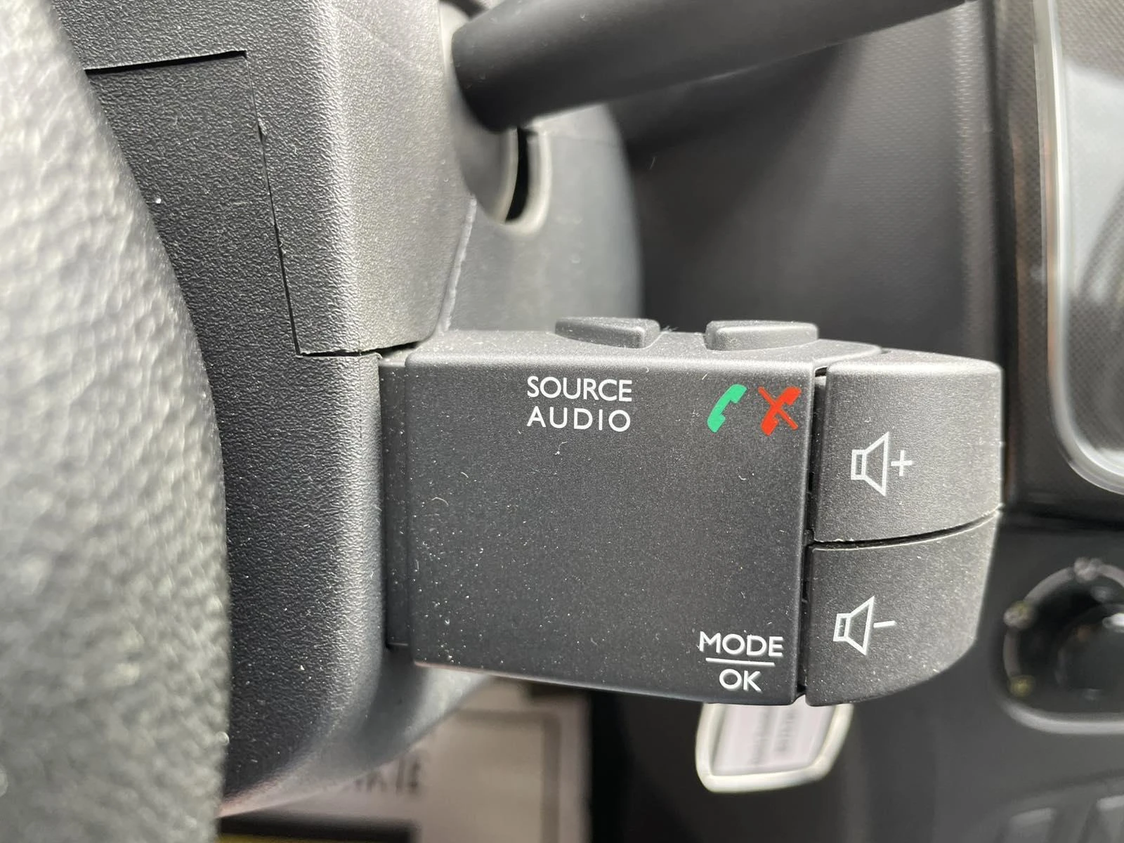 Dacia Sandero N1 Ambiance 1.0 SCe , снимка 6 - Автомобили и джипове - 56117102