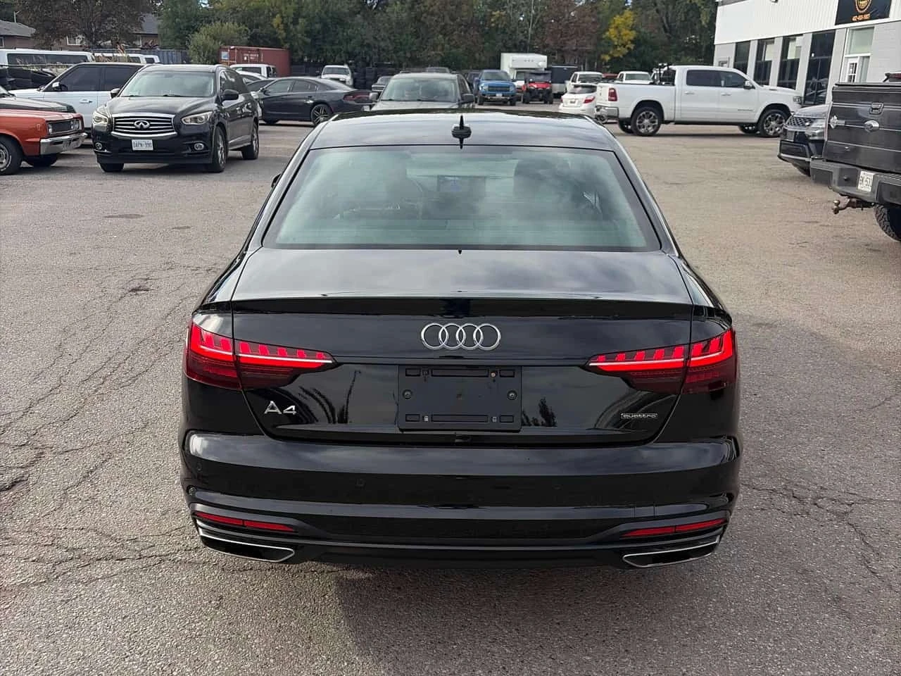 Audi A4 * Komfort * CARFAX * ��� ������������ ������ | Mobile.bg � ����������� 4
