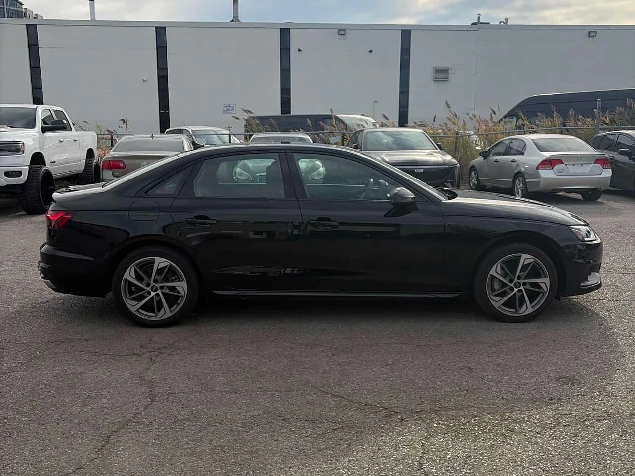 Audi A4 * Komfort * CARFAX * ��� ������������ ������ | Mobile.bg � ����������� 3