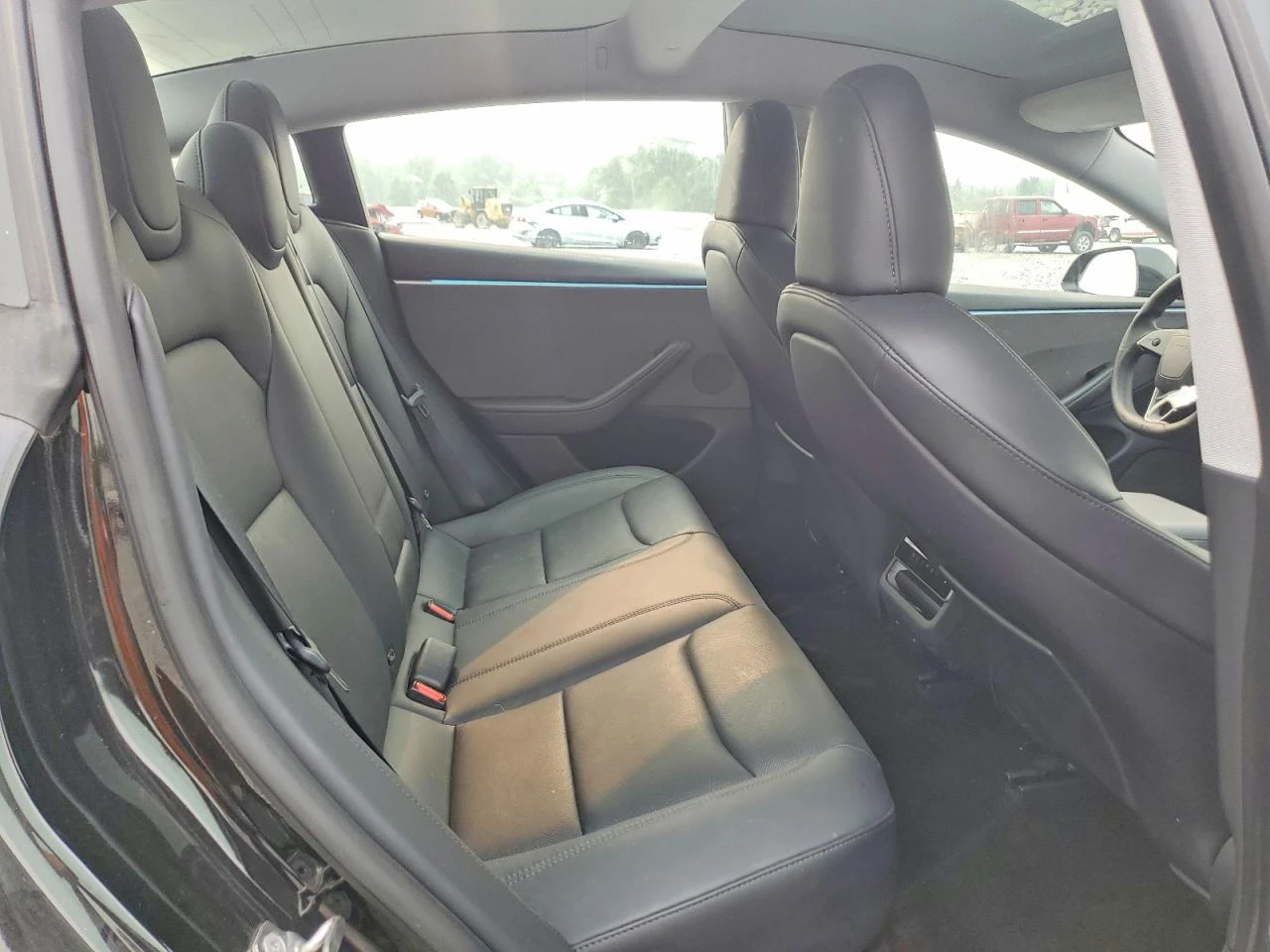 Tesla Model 3, снимка 9 - Автомобили и джипове - 56414225