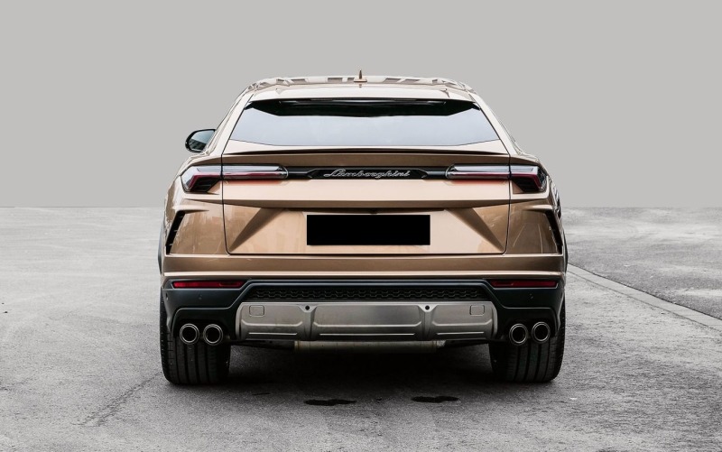 Lamborghini Urus *Bronzo Hypnos*Carbon*Akrapovic, снимка 5 - Автомобили и джипове - 46274915