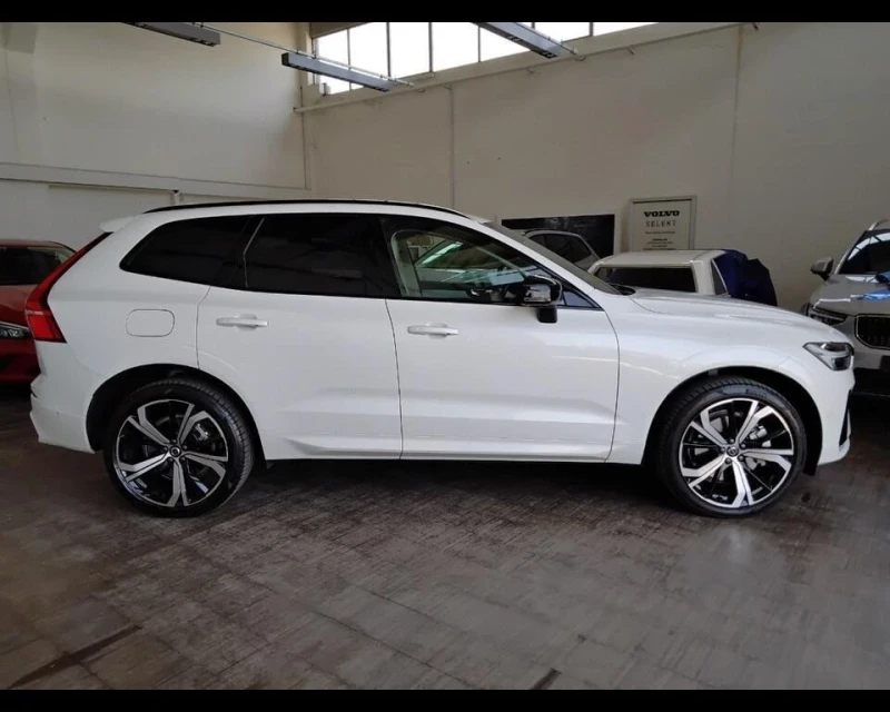 Volvo XC60 T6 Core AWD, снимка 6 - Автомобили и джипове - 47612018