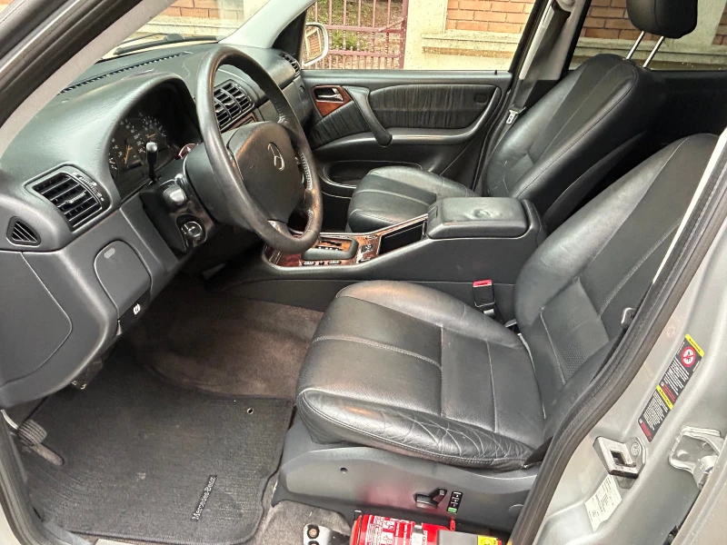 Mercedes-Benz ML 350 3, 7 NAVI KOJA AVTOMAT, снимка 9 - Автомобили и джипове - 52589350