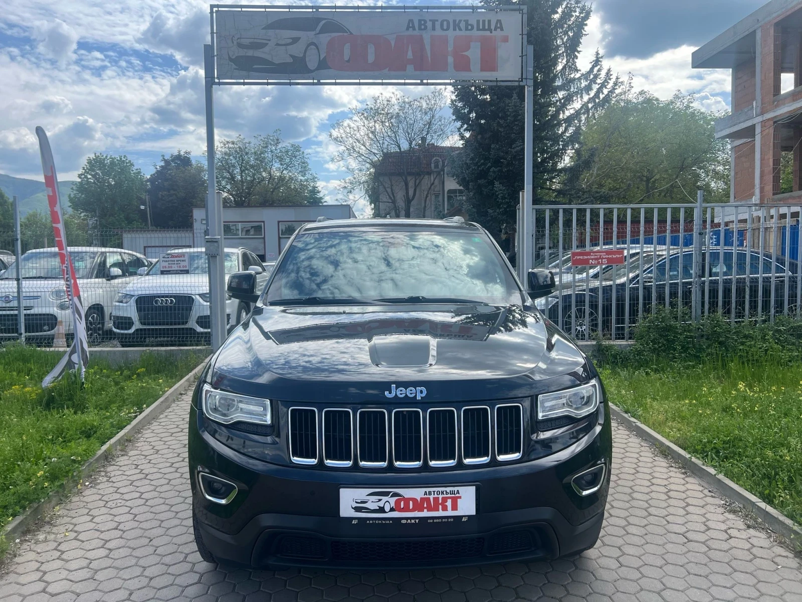 Jeep Grand cherokee 3.0CRD/NAVI/РАЛНИ КМ ! ! !  - изображение 2