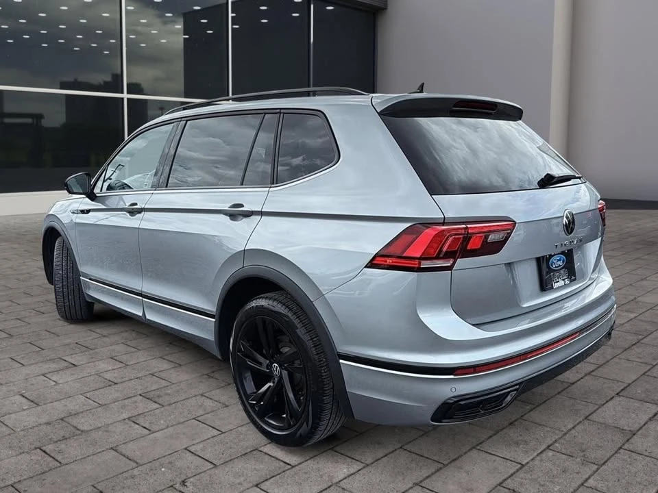 VW Tiguan * R-Line*  * 4-Motion* * АвтоКредит* (ЦЕНА ДО БГ) - изображение 3