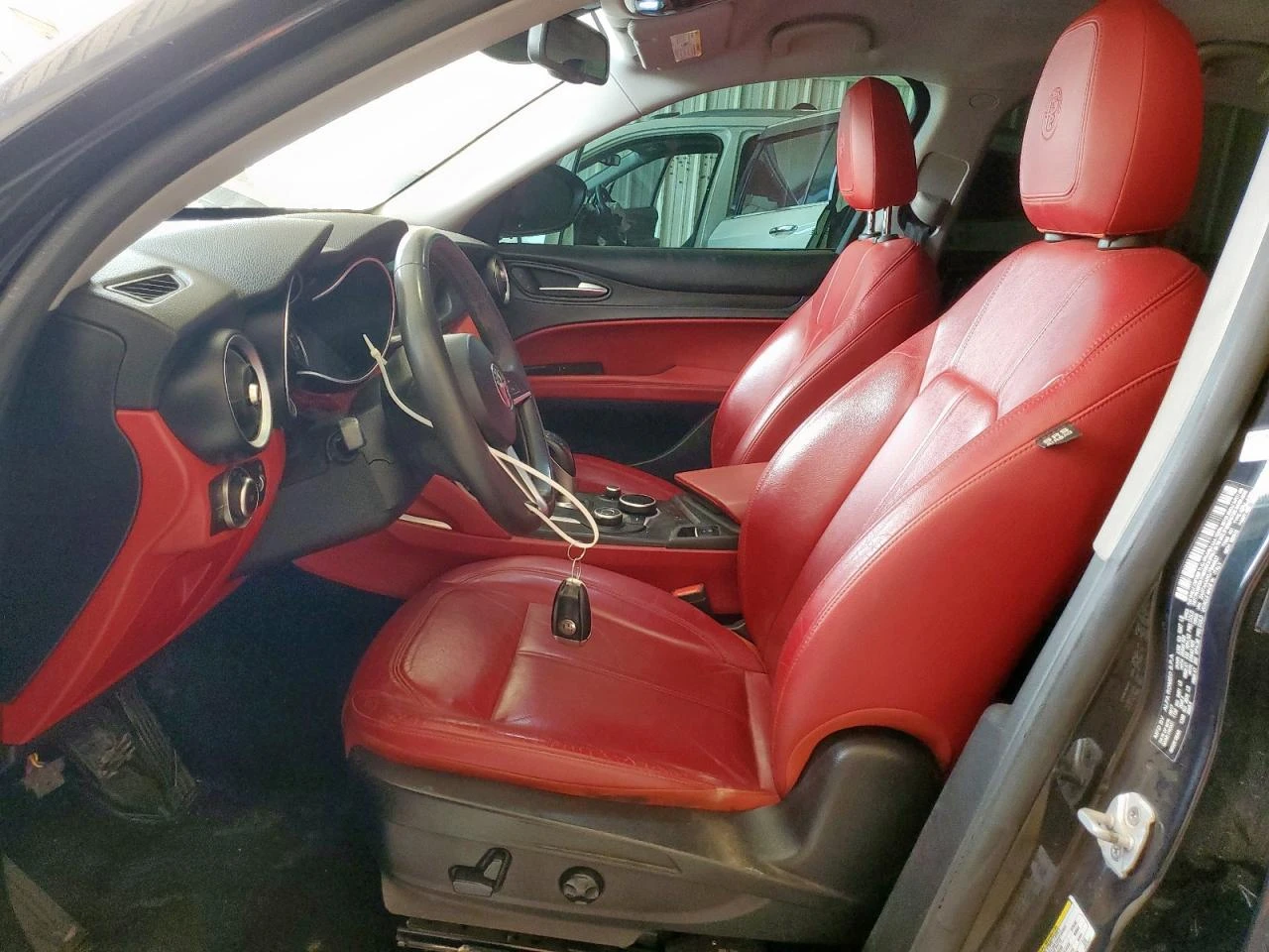 Alfa Romeo Stelvio AWD/КРАЙНА ЦЕНА ДО БЪЛГАРИЯ/КЛИП НА МОТОРА - изображение 7