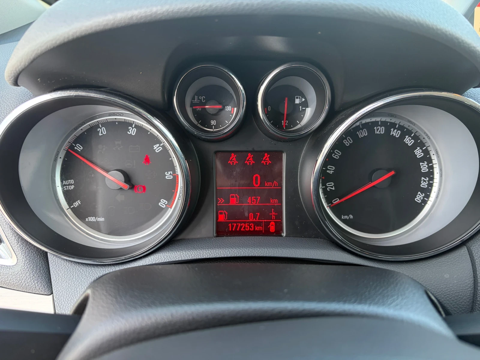 Opel Mokka 1.6CDTI-136k.c. Cosmo /Euro6B/, снимка 11 - Автомобили и джипове - 53723746