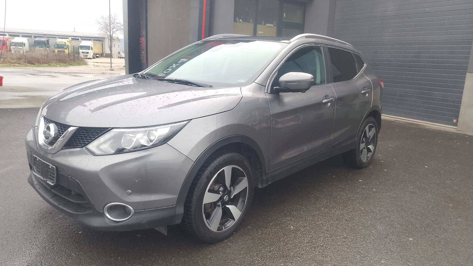 Nissan Qashqai 1.5dci-panorama/360 kamera