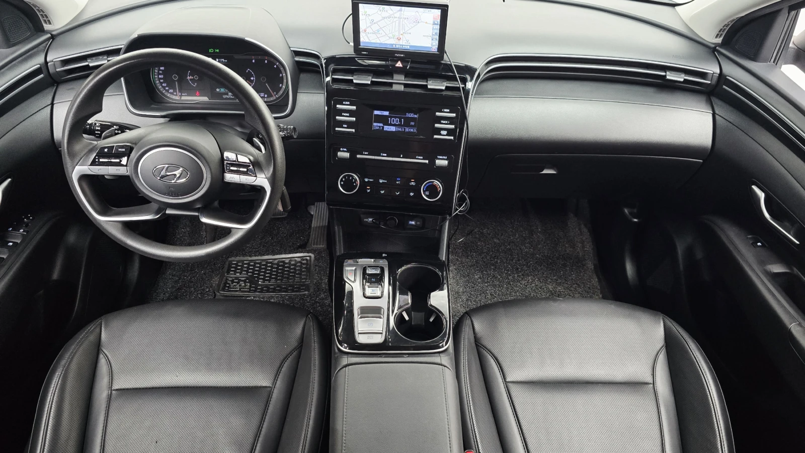 Hyundai Tucson 2.0 Modern* КРАЙНА ЦЕНА, снимка 7 - Автомобили и джипове - 55594488