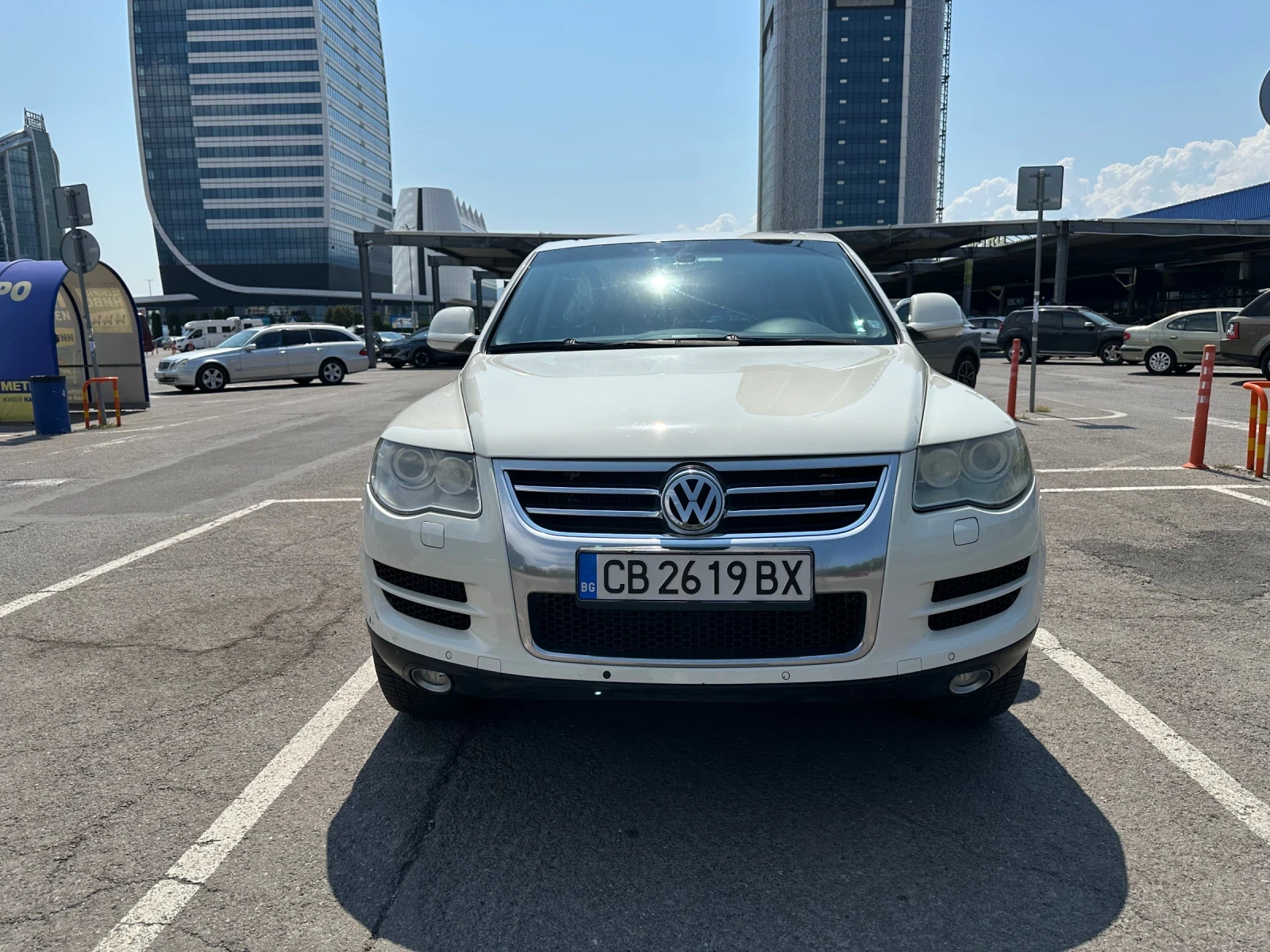 VW Touareg 3.0 TDI, снимка 17 - Автомобили и джипове - 55616397