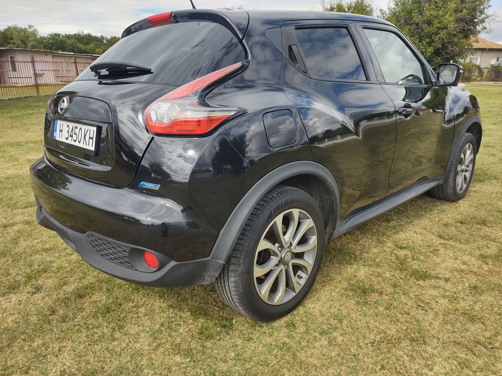 Nissan Juke 1, 5 dci, снимка 3 - Автомобили и джипове - 56236450