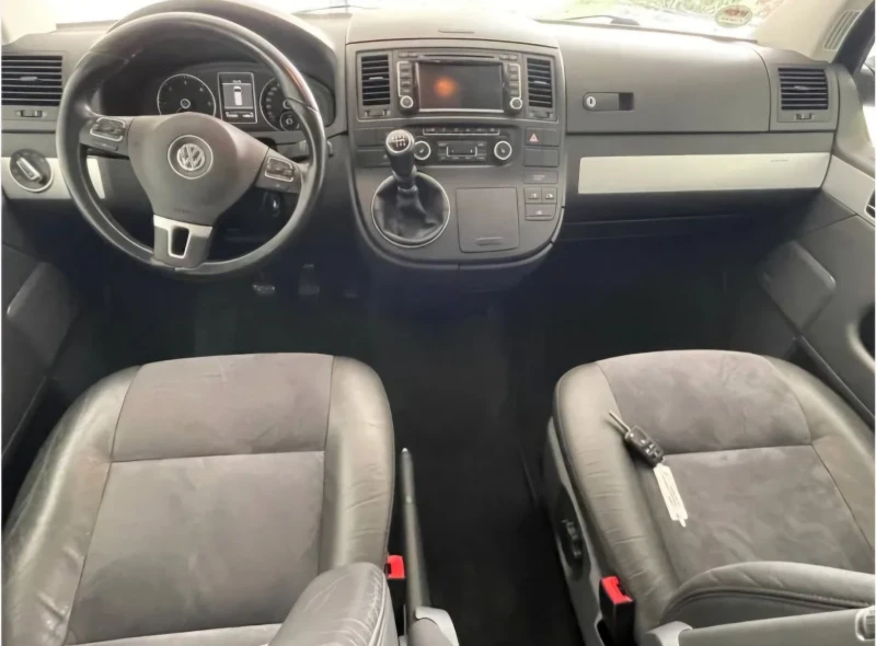 VW Multivan T5, снимка 7 - Бусове и автобуси - 48619394