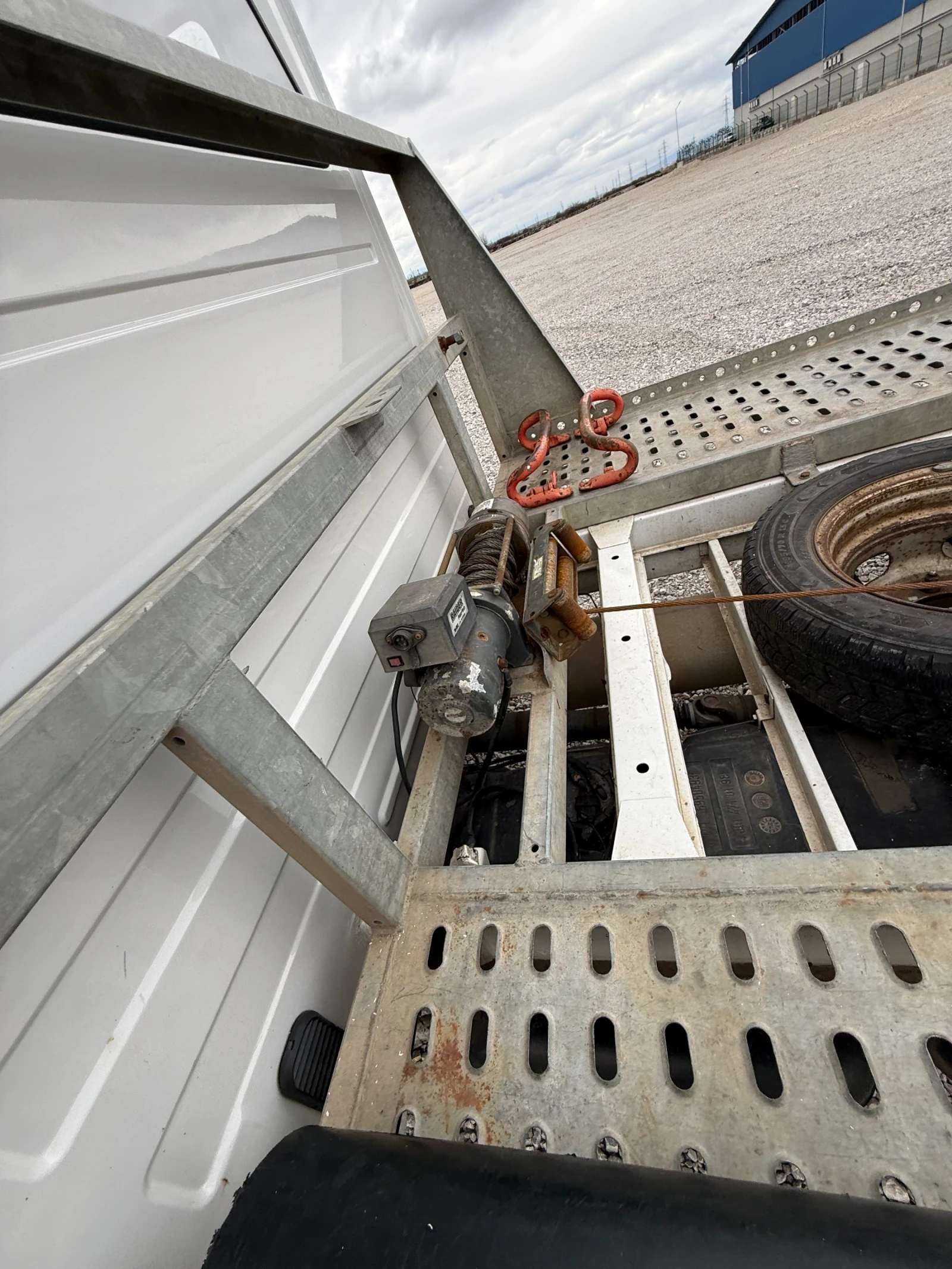 Mercedes-Benz Sprinter 410 2.9 Специален  - изображение 7