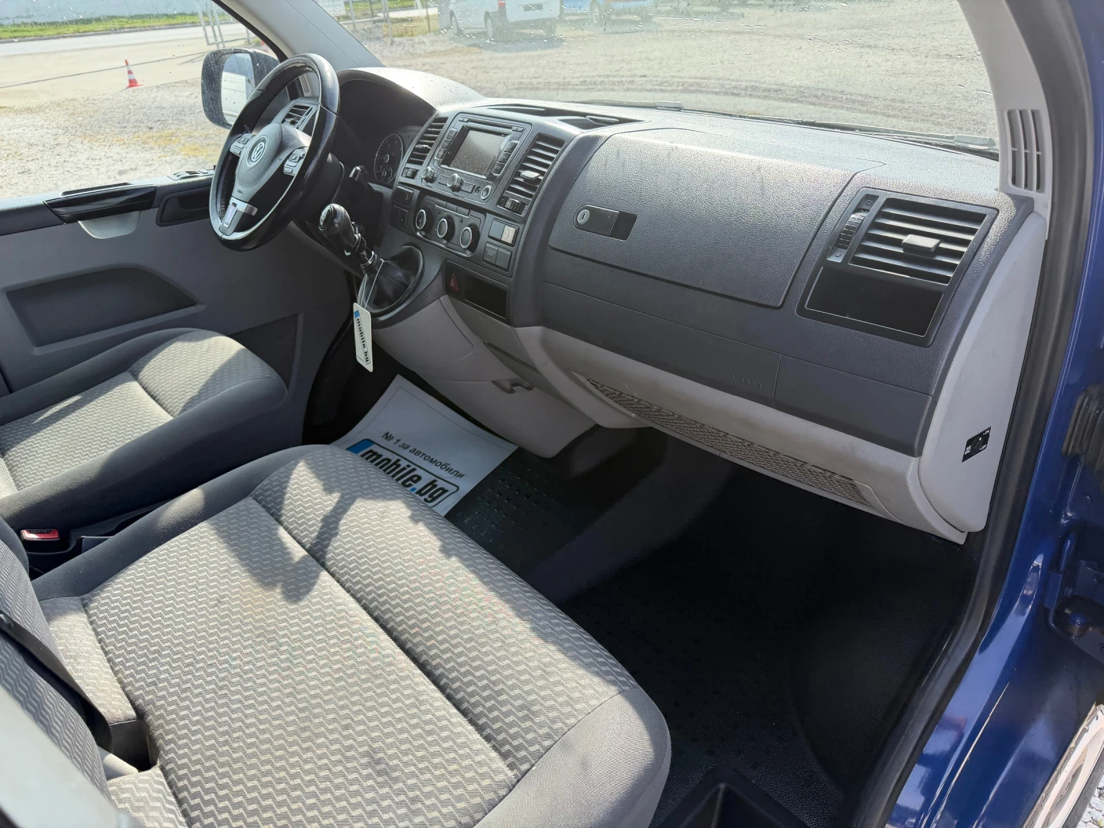 VW Transporter 2.0TDI!ТОП!СЕРВИЗЕН!KLIMA, снимка 12 - Бусове и автобуси - 53981160