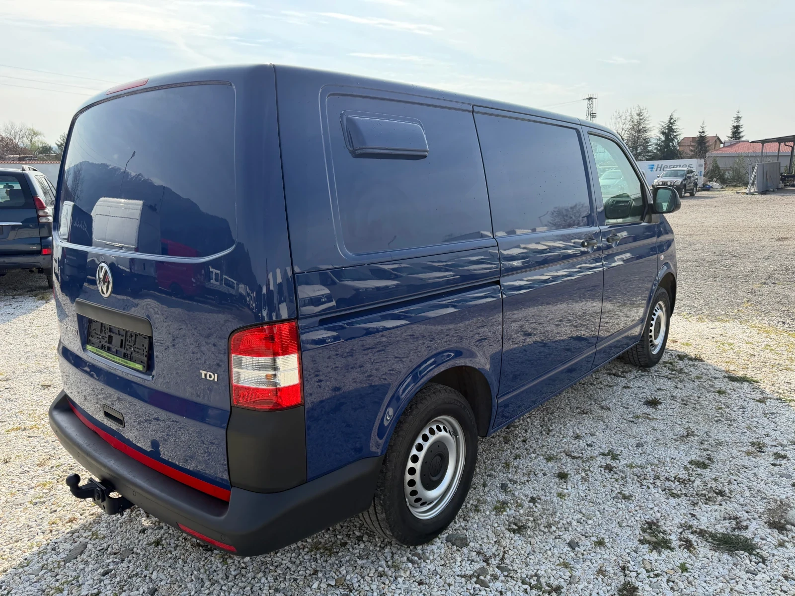 VW Transporter 2.0TDI!ТОП!СЕРВИЗЕН!KLIMA, снимка 6 - Бусове и автобуси - 53981160