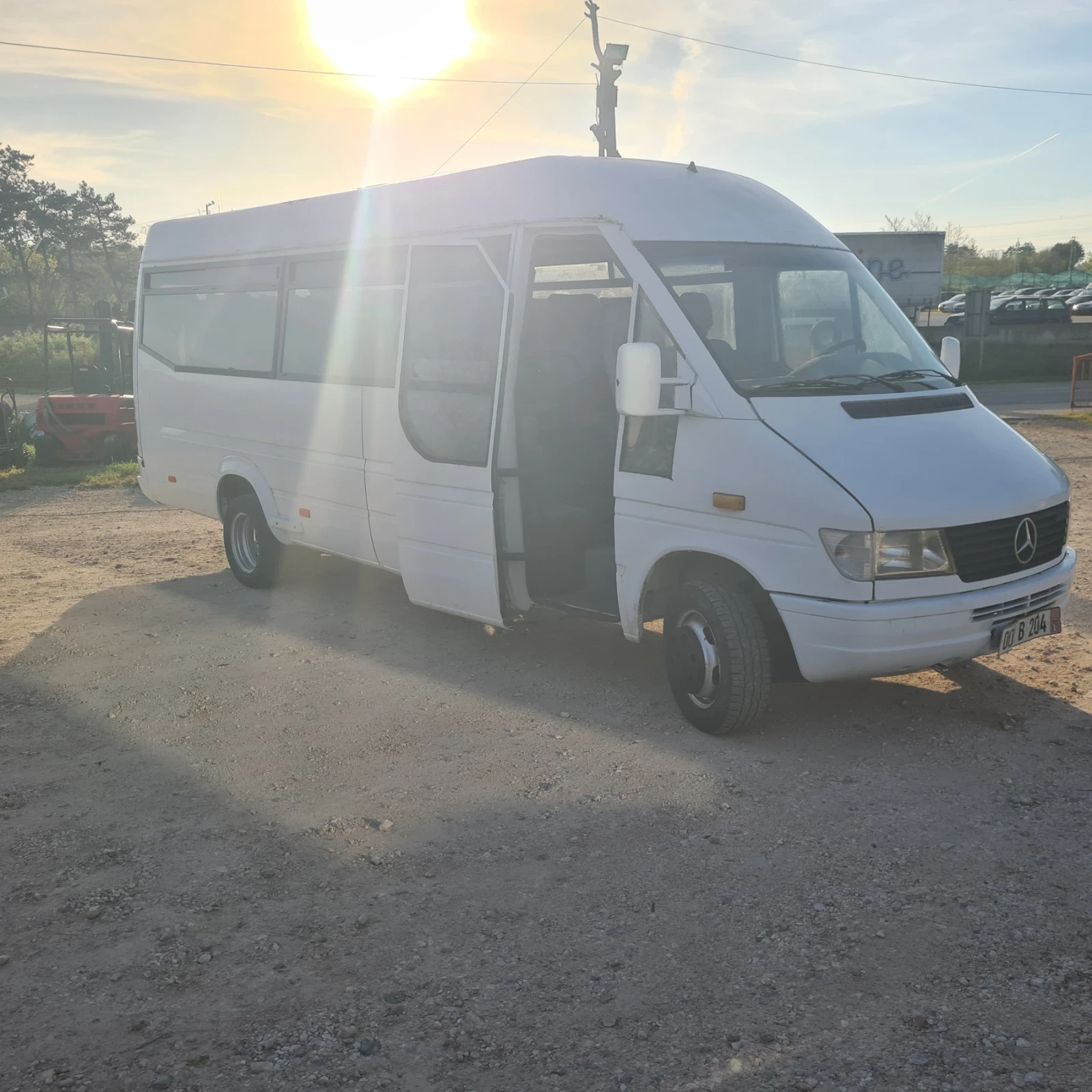 Mercedes-Benz Sprinter 412, снимка 2 - Бусове и автобуси - 54341324