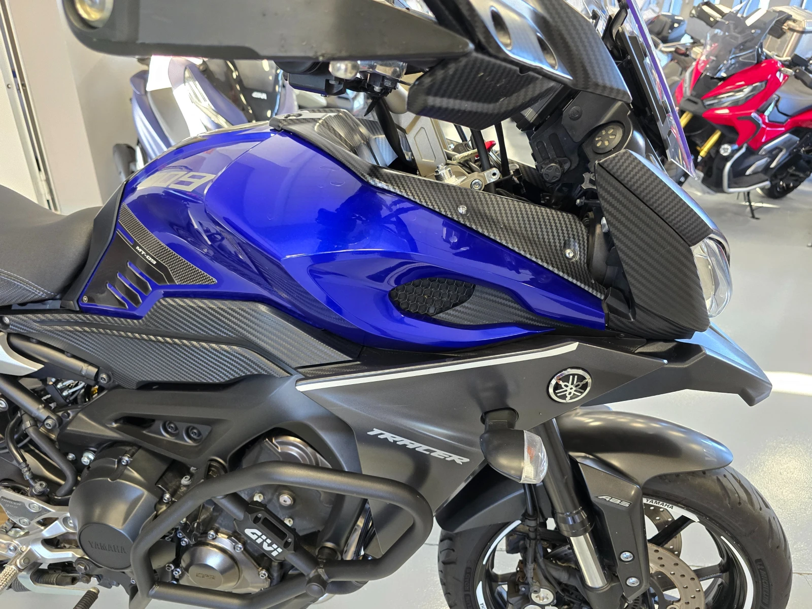 Yamaha Mt-09 TRACER, 900ie, ABS-TCS, 2017г. - изображение 9