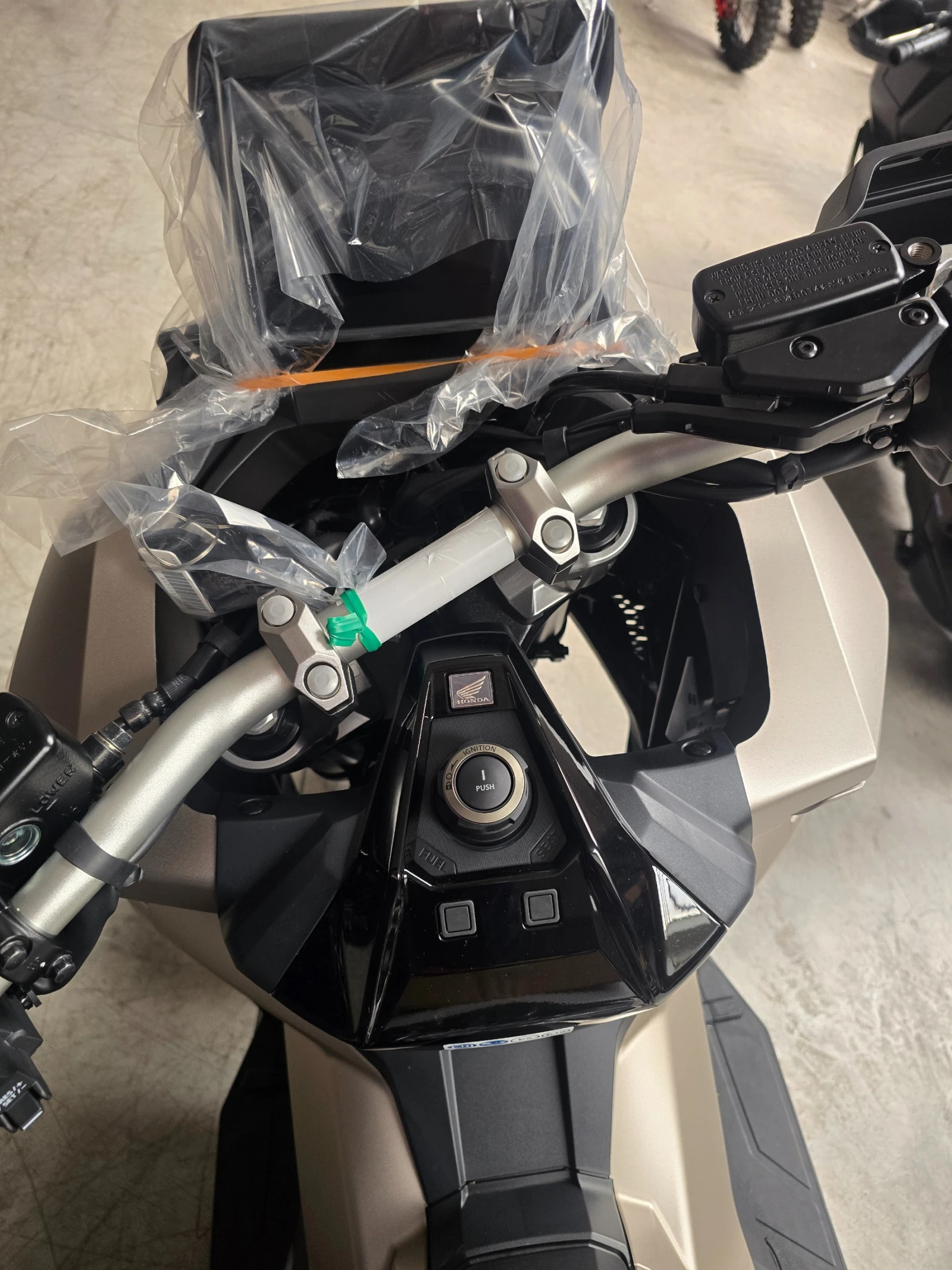 Honda X-ADV 750 2027 10th Anniversary NEW!! | Mobile.bg � ����������� 8