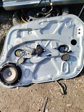 824802L060 предна дясна тава за И30