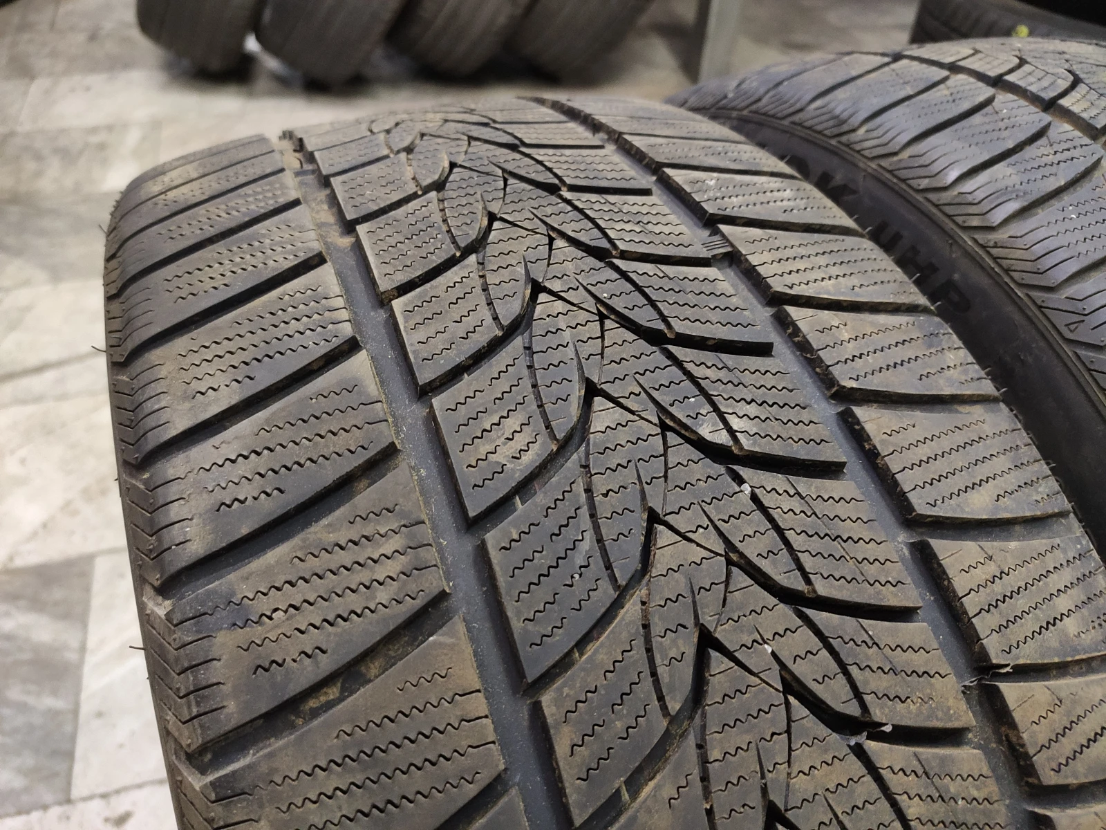  255/35R20 | Mobile.bg   1