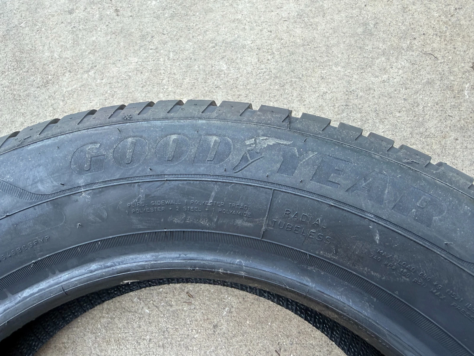 Гуми Всесезонни 195/65R15, снимка 5 - Гуми и джанти - 55583235