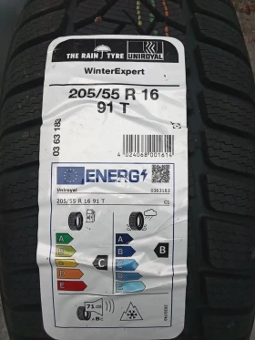 Гуми Зимни 205/55R16, снимка 1 - Гуми и джанти - 47824067