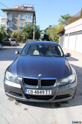 BMW 320 i, снимка 1 - Автомобили и джипове - 44872321