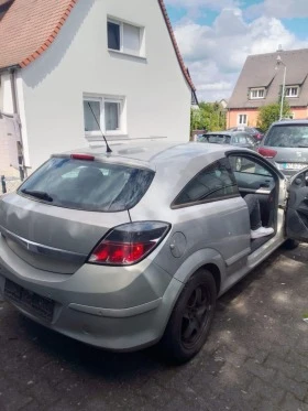 Opel Astra Sport GTC, снимка 4