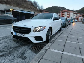 Mercedes-Benz E 400 4MATIC, снимка 2