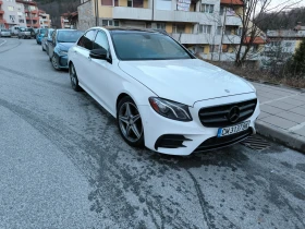 Mercedes-Benz E 400 4MATIC, снимка 5