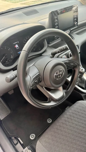 Toyota Yaris 1.5 Comfort - 32500 лв. - 57858473 17