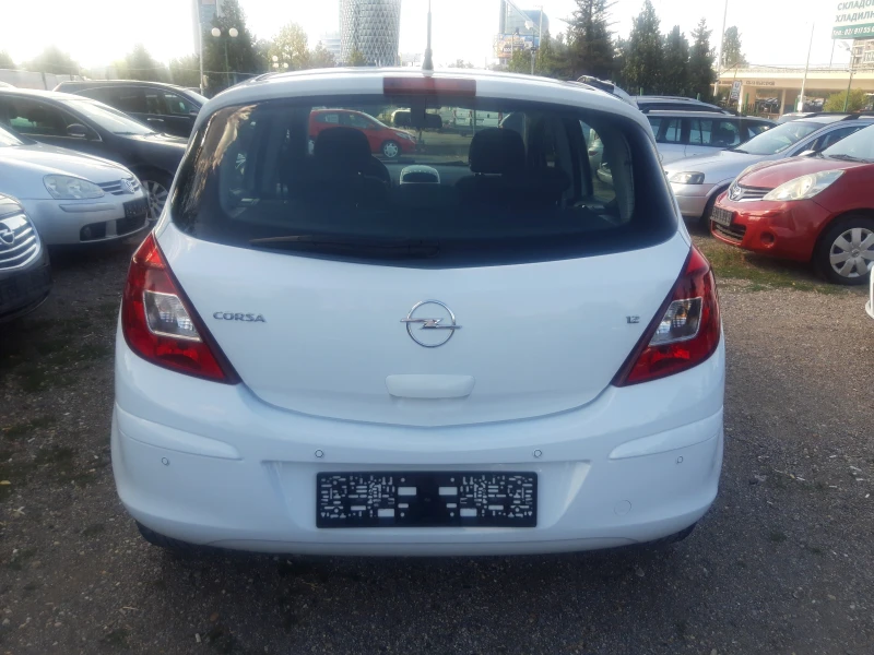 Opel Corsa 1.2i-16V* ОТЛИЧНА * , снимка 5 - Автомобили и джипове - 46826292