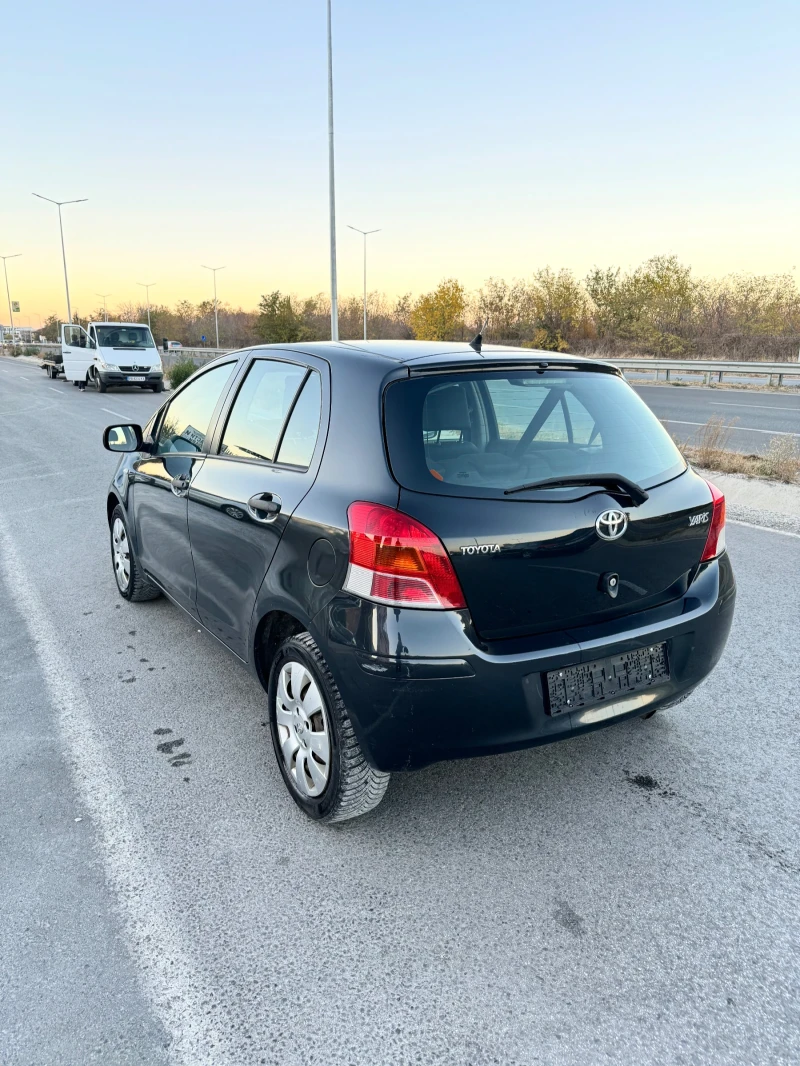 Toyota Yaris 1.33, снимка 4 - Автомобили и джипове - 47884463