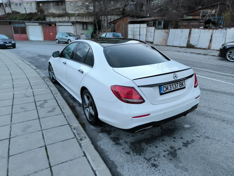 Mercedes-Benz E 400 4MATIC, снимка 9 - Автомобили и джипове - 48947993