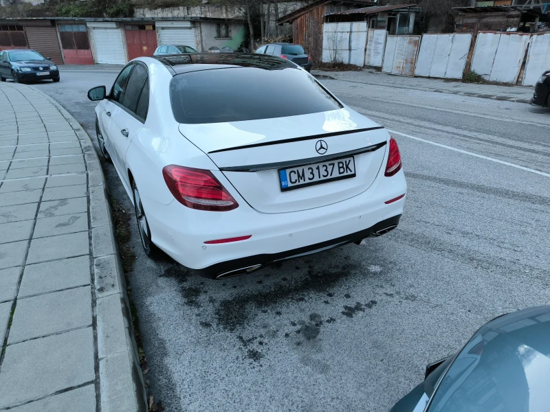 Mercedes-Benz E 400 4MATIC, снимка 8 - Автомобили и джипове - 48947993