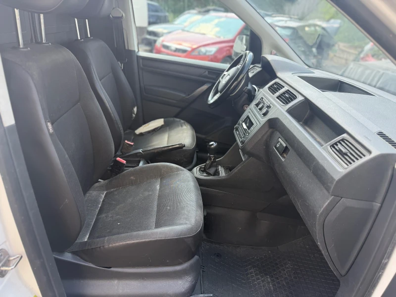 VW Caddy 1.4, 110 к.с., метан , снимка 8 - Автомобили и джипове - 51352884