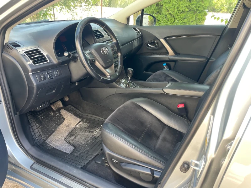 Toyota Avensis 2.2 D4D 150кс, снимка 10 - Автомобили и джипове - 51356765