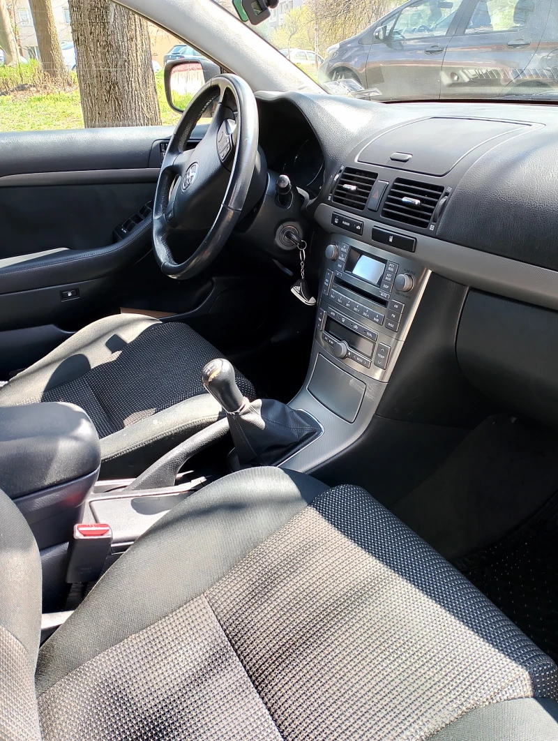 Toyota Avensis Face Lift, снимка 5 - Автомобили и джипове - 52516428
